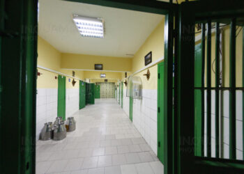 Un bărbat, care a condus o mașină fiind beat, a fost condamnat la aproape doi ani de închisoare. Individul a ajuns în Penitenciarul Timișoara