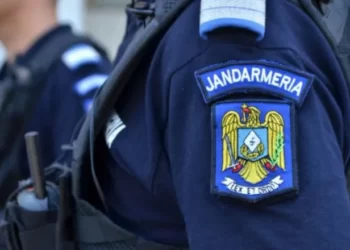Polițiștii și jandarmii timișeni au desfășurat o acțiune în municipiul Lugoj în zona barurilor și cluburilor din localitate