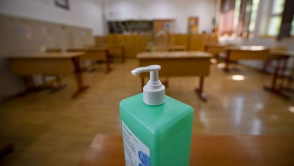 Primăria Timișoara cumpără dezinfectanți pentru școli și grădinițe, din fonduri europene