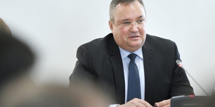 Premierul Nicolae Ciucă, după adoptarea legilor educației: „Fac apel la cadrele didactice și la întreg personalul din educație să revină la catedră”