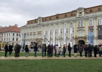 Aproape 80.000 de oameni au vizitat expoziția lui Brâcuși!
