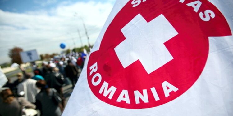 Protestele se extind! Sindicaliştii Sanitas pichetează Ministerul Finanțelor: ‘Nu lăsaţi sănătatea să moară’