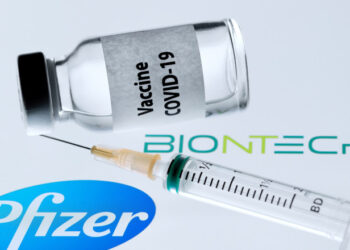 Pfizer a dat în judecată România pentru vaccinurile COVID nedorite pentru cel puțin jumătate de miliard de euro