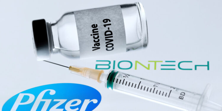 Pfizer a dat în judecată România pentru vaccinurile COVID nedorite pentru cel puțin jumătate de miliard de euro