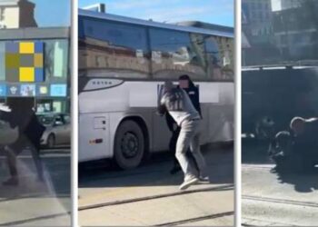 Bătaie că-n filme, în trafic, la Timișoara. Doi șoferi și-au cărat pumni în mijlocul străzii.