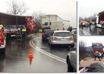 Accident intre doua camioane, intre Margina si Cosevita. Trafic blocat.