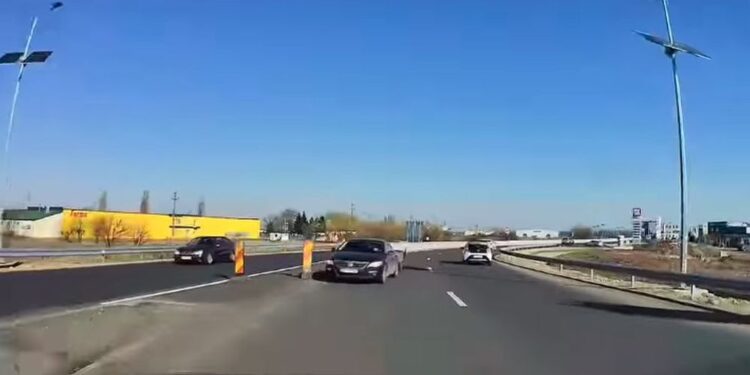 Imagini de infarct pe șoseaua care leagă Timișoara de Autostrada Vestului. Șofer pe contrasens.