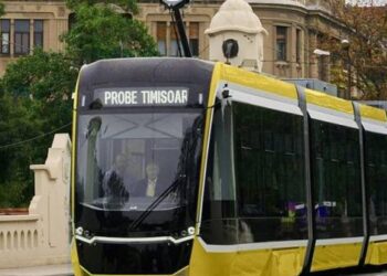 Vine primul tramvai galben nou de la Bozankaya la Timișoara!