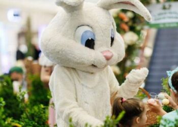 Iulius Town Timisoara ii invita pe cei mici la egg-hunt cu premii dulci, intalniri cu Iepurasul de Paste