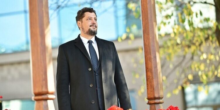 Claudiu Târziu (AUR), de 1 iunie: Din dragoste pentru copiii noștri și din grijă pentru viitorul lor, firesc este să ne dorim pace, nu război