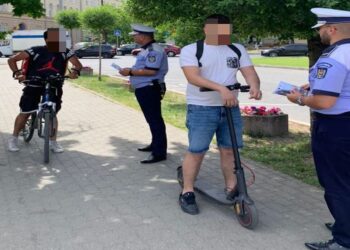 Biciclistii si trotinetistii care au sfidat regulile de circulatie, amendati cu 4000 de euro