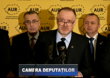 Sorin Lavric (AUR): România arde, iar Nicu și Marcel se ceartă pentru ciolan