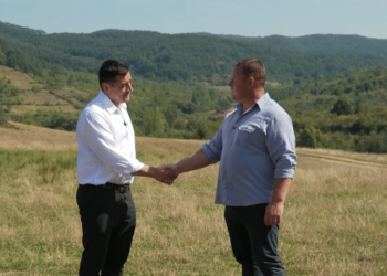 George Simion a discutat cu cetățenii din Orezu, județul Ialomița, despre nevoile lor