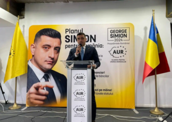George Simion cere sprijinul românilor: „fiecare semnătură pe care o strângem este o lovitură pentru sistem”