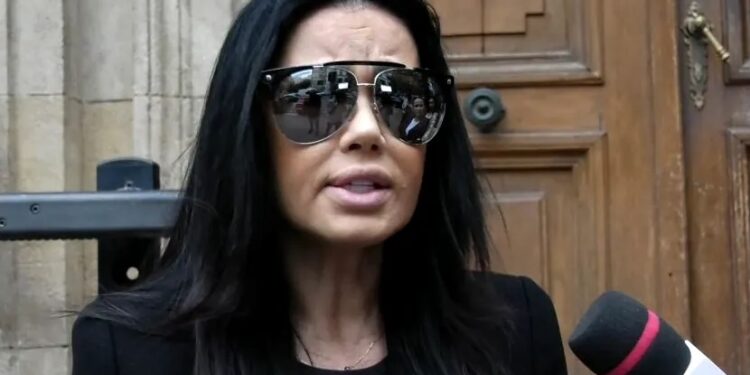 Actrița Oana Zăvoranu îl acuză pe Horia Vlădescu că i-a tras țeapă, după ce i-a băgat clinica în faliment!