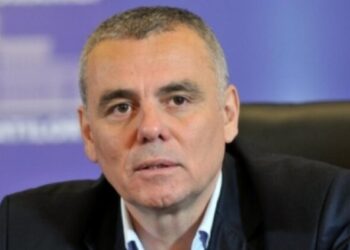 Eugen Popescu (AUR): “Existența românilor nu trebuie să mai depindă de culoarea guvernului. Ei trebuie să iasă din condiția de slugi ale politicului!”