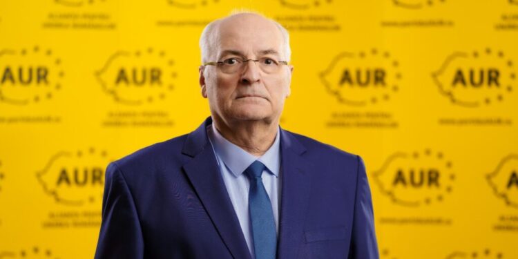 Sorin Muncaciu, deputat AUR: Sinistrul pandemiei, Nelu Tătaru, a trecut de la sacii negri de plastic la mitele cu ouă și găini