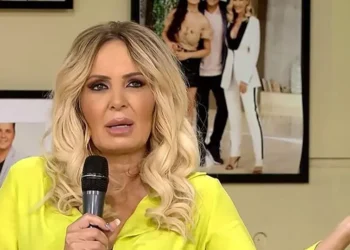 Diva Daniela Gyorfi rupe tăcerea despre operațiile estetice: „Mi-am îndreptat nasul. Am trei intervenții la…”
