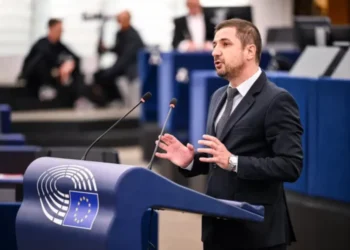 Adrian Axinia: Parlamentul European trebuie să ia poziție față de anularea alegerilor prezidențiale orchestrată de grupul condus de Klaus Iohannis