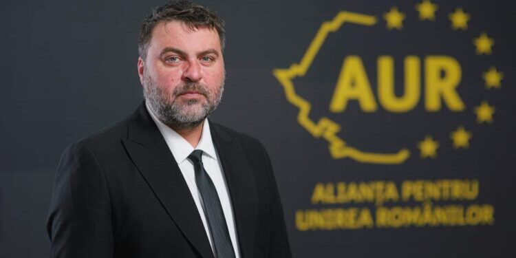 Valentin Roman: „Ciolacu să reia turul 2 cum vrea poporul. Vor fi proteste masive din nou”