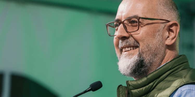 Kelemen Hunor (UDMR), atac la Ministerul Energiei, după blocarea preluării E.ON de către o companie de stat ungară: Penibil! Se descoperă acum gaura din kurtos kalacs