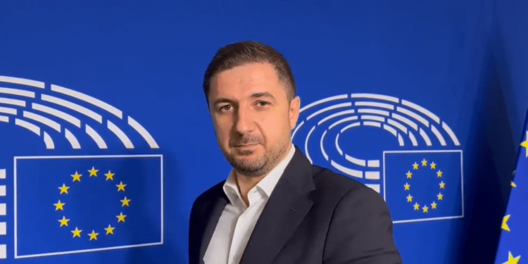Adrian Axinia: ECR cere un sistem feroviar eficient, nu un haos birocratic!