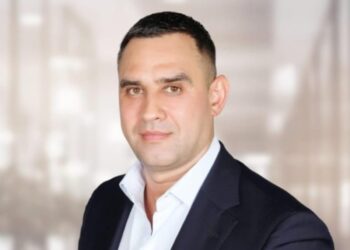 Mihăiță Doroftei, fondatorul Fundației DMS: ”Sprijinim lupta lui Dragoș, un mic erou”