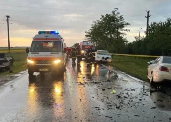 O femeie a murit într-un grav accident rutier