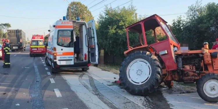 Copil de 6 ani si mama lui, izbiți violent de un tractor! Ce-a mai rămas din ei?