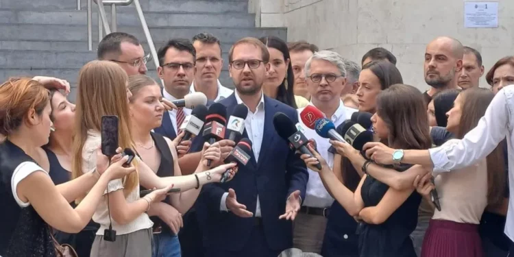 Neamțul Dominic Fritz este noul presedinte al USR! De ce i-a permis legea, dacă nu e cetățean român?