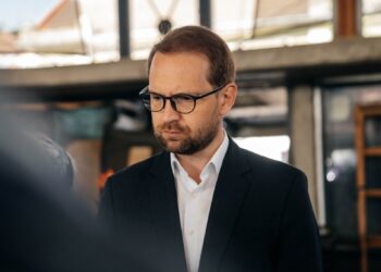 Ce s-a decis în instanță în dosarul care îl vizează pe Dominic Fritz